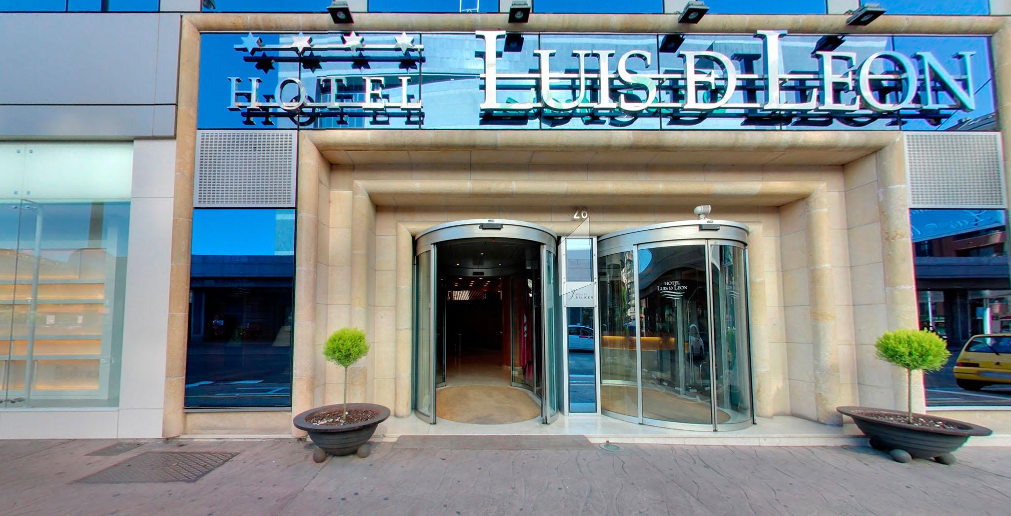 Silken Luis de León Leão Exterior foto